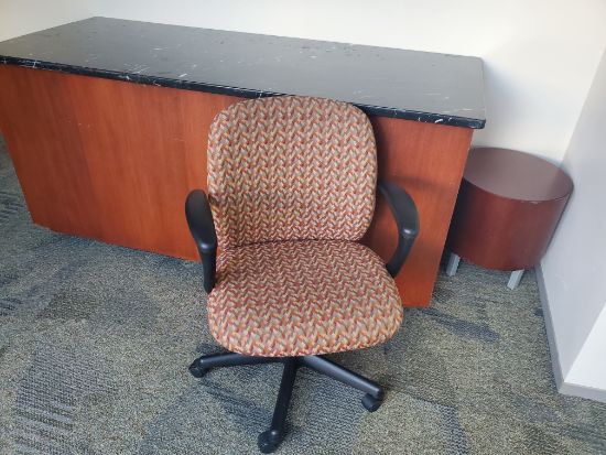 Weave Pattern Task Chair
