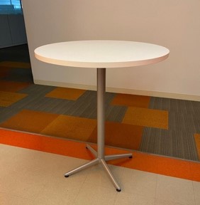 Round Cafeteria Table (36x42)