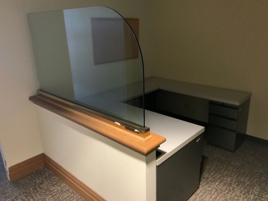 Workstation with Glass Panel