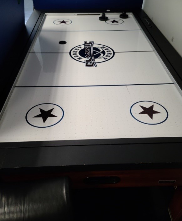 Air Hockey Table