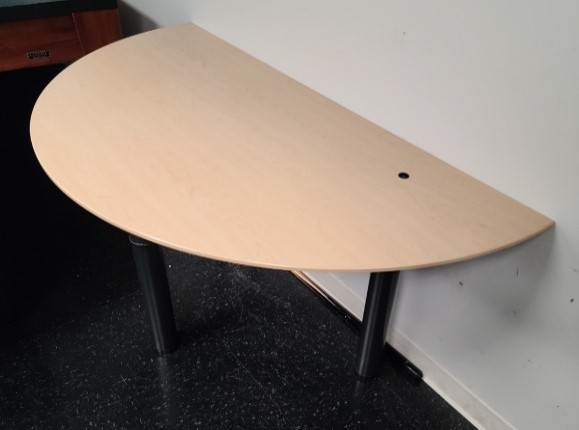 3 Leg D-Shaped Table