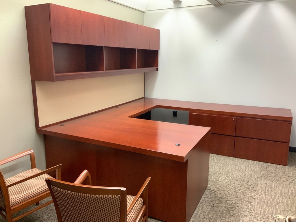 Executive "U" Group w/ Wall Mounted Hutch, Tackboard, Task lights
Desk w/ Box Box File, Center Drawer, Credenza w/ Double Lateral File, Right Hand
Cherry