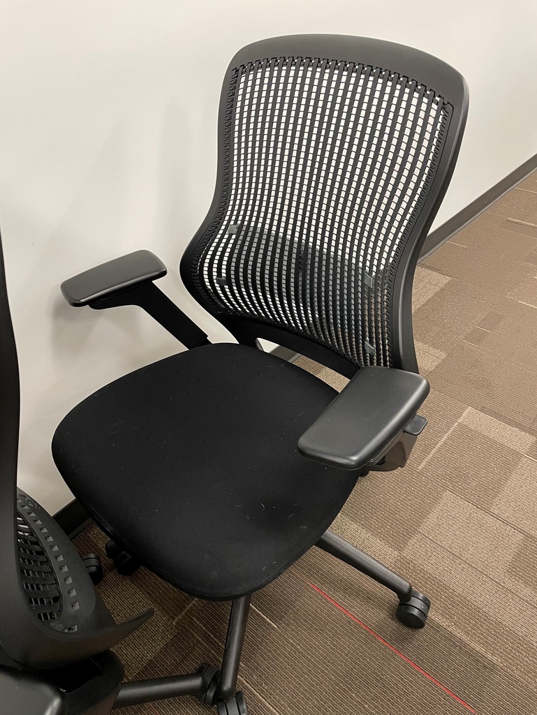 Task Chair - with Arms