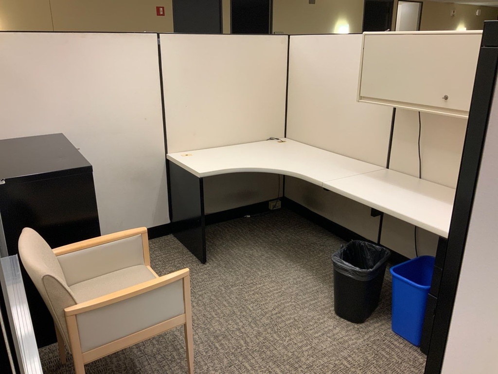     Steelcase 9000 Systems, 8x8 Cubicle, Cluster of 10
