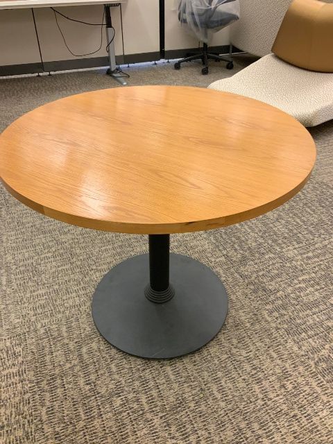 Conference Table, 36"R, Contemorary, Wood Top, "X" Base