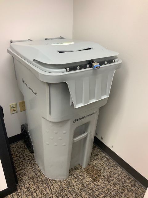 Mobile 55 Gal. Shred Bin