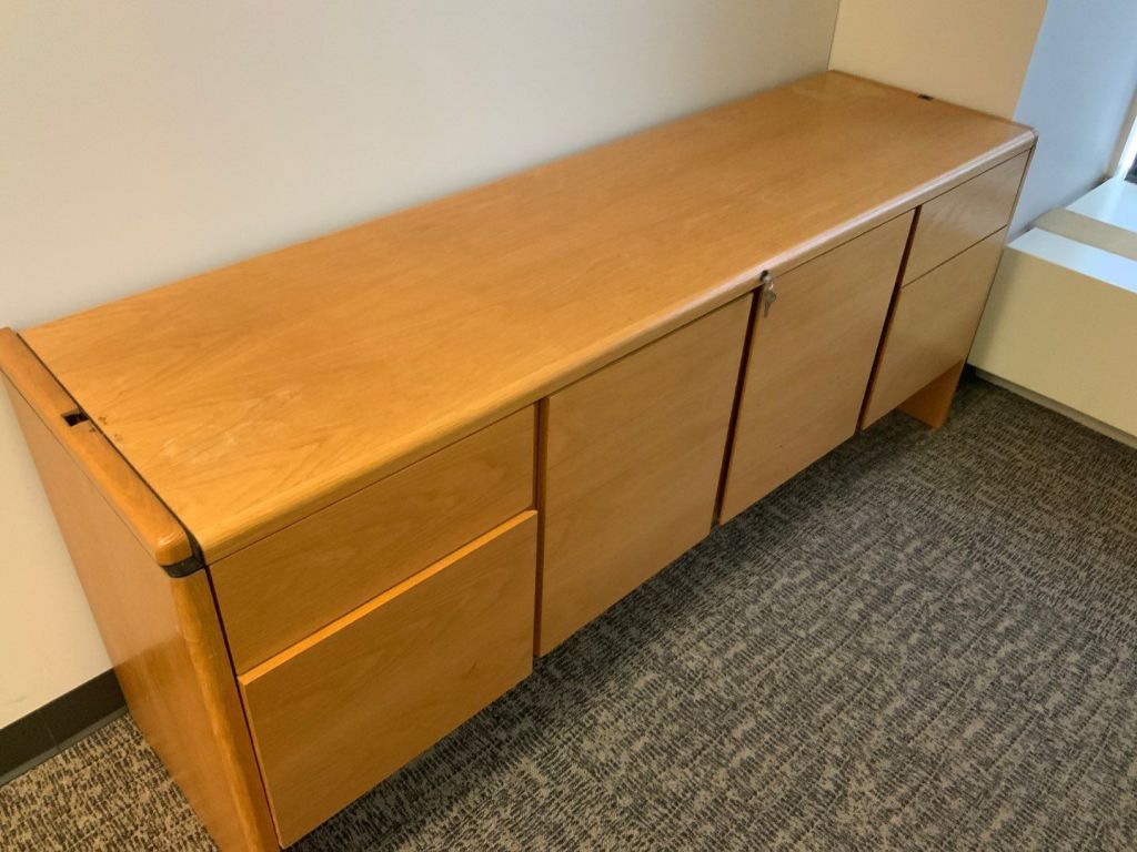 Credenza,Storage, BF Left &amp; Right w/ 2 Doors, 8-Way Radius Edge Detail