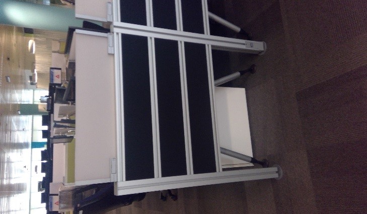 DIVIDER black and green