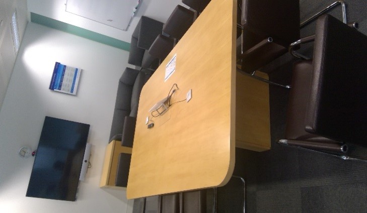 MEETING TABLE 2 power 2 data