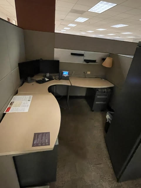 STEELCASE WORKSTATION 7X7