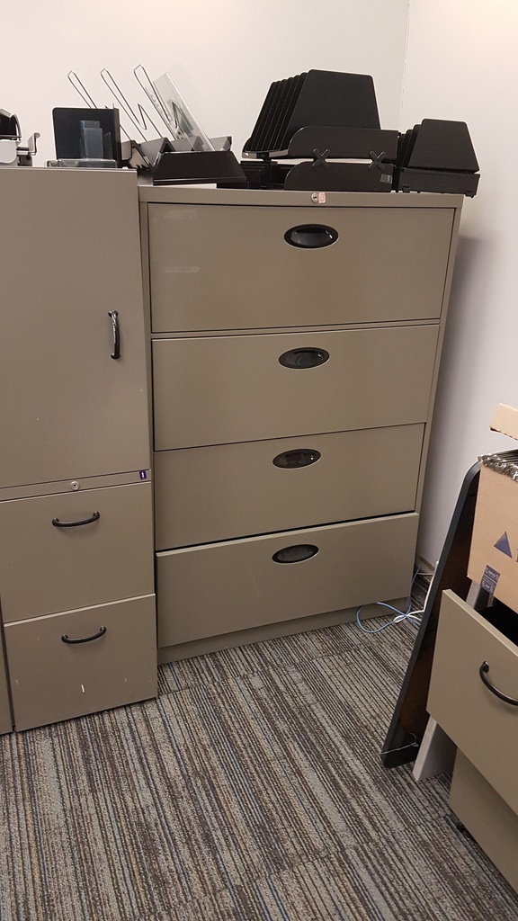 Filing Cabinet - 4 Drawer (metal)