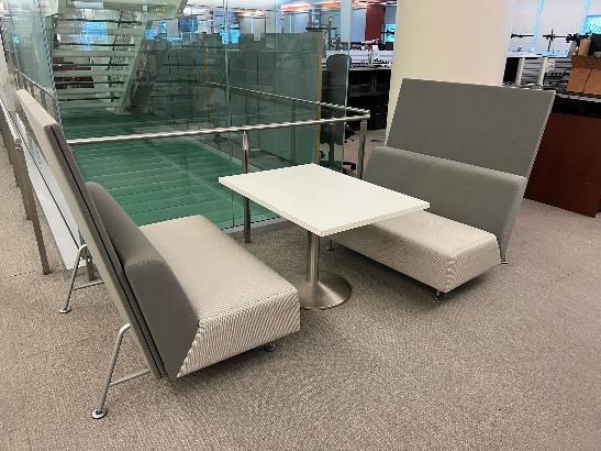 High-Top Lounge