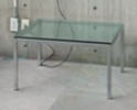 Table, glass top | Mesa, tapa de cristal