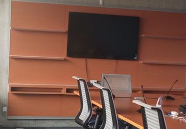 TV unit | Unidad de televisión