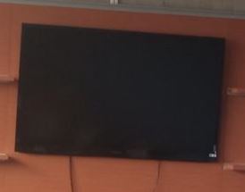 TV, 55", and stand | TV, 55", y soporte