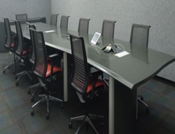 Metal table | Mesa metálica