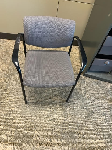 GUEST CHAIR