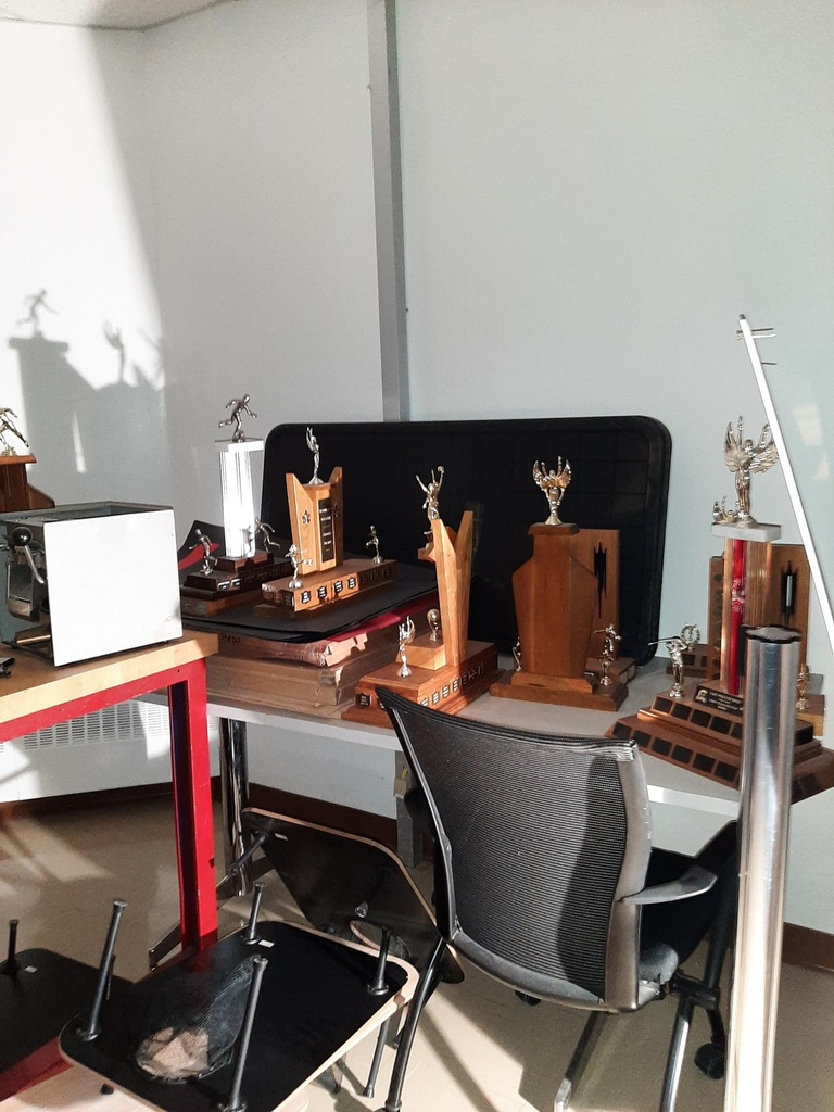 Rolling Table &amp; Grey Chair