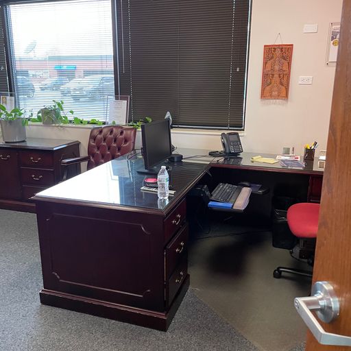 Traditional L-Shape Desk, Mahogony