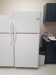 [#G10-16] Regular Fridge - With freezer