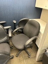 [#B13-3] Task chair
