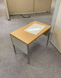 [#C11-16. jpg] Side Table (32x20)