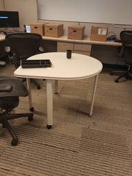 [#C9-27] Table - Teardrop