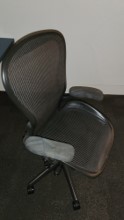 [#B13-58] Aeron Chair