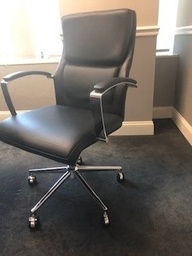 [#B5-98] Boardroom Chair