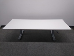 [#E10-30] Height-adjustable desk, manual, palletized