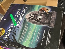 [#00-53] Reaching Arm Tombstone animatronic Halloween décor 