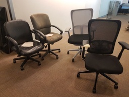 [#B13-31] Task chair, misc. (broken)