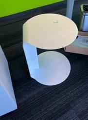 [#C11-73] Metal Side Table / 18"D x 22"H