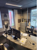 [#E8-4] Office Suite 3