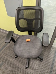 [#B13-180] swivel base task chair, upholstered seat, mesh back, fixed arms