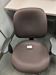[#B13-199] task chair, fully upholstered, fixed arms, swivel base