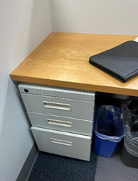 [#D16-57] Grey Pedestal, 19x15x29"