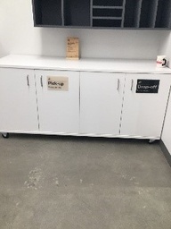 [#D5-13] 4 Door White Rolling