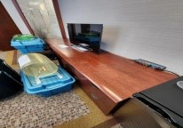 [#D5-33] Wood Cabinet