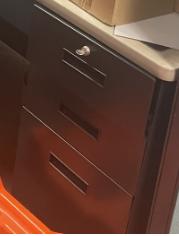 [#D16-3] Pedestal (inside Workstation)