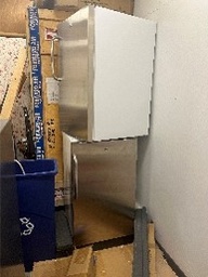 [#G9-70] Mini Fridge