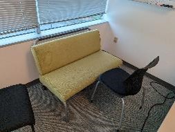 [#B7-261] Sofa, Green, 47" x 24" x 30"