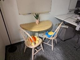 [#C5-336] Table, Meeting, Round/Square, Maple, 21" x 42" x 29"