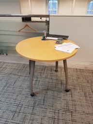 [#C7-16] Wooden Round Table - 36"