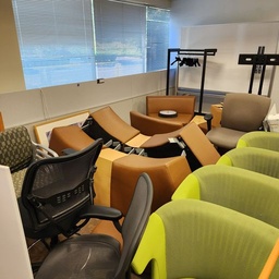 [#B6-4] Couch (Brown)