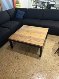 [#C3-33] Coffee Table - square wood (40x40x17)