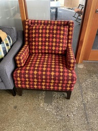 [#B12-42] Lounge Chair - yellow/orange/maroon pattern