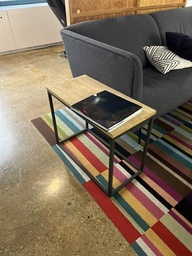 [#C11-103] Side Table (28x14x23)