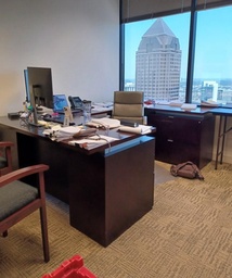 [#E7-148] Rh U-Desk 6’ X 9’