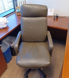 [#B13-203] Chair Hi-Back Brown